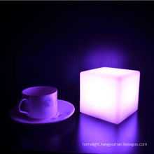 BSCI certified manufacturer cube shape multi color changing battery led desk lamp